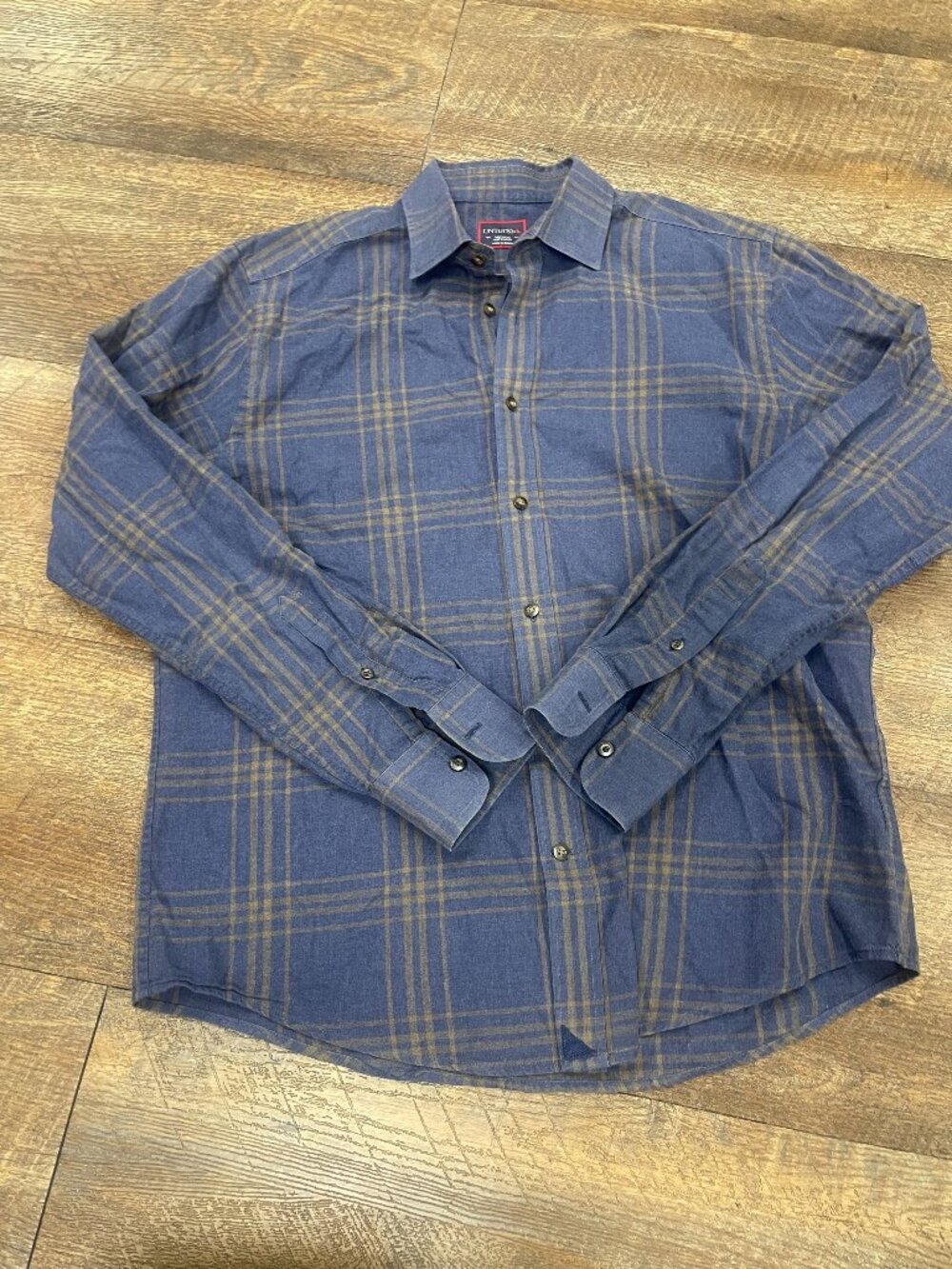 UNTUCKit Men’s Medium Blue Plaid 100% Cotton Button Up Shirt